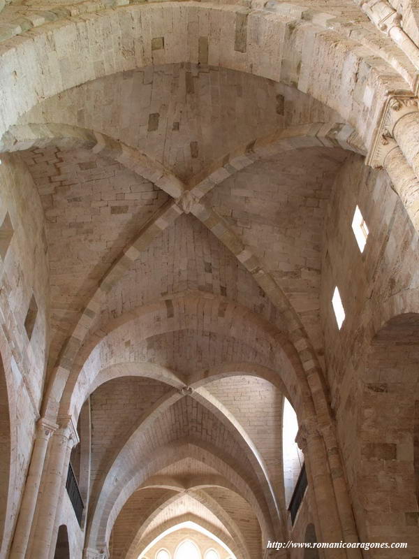 DETALLE DE LAS BÓVEDAS DE LA NAVE CENTRAL